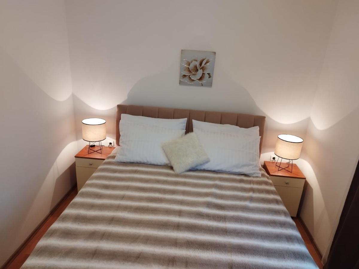 Apartments Surjak Orebić Eksteriør billede