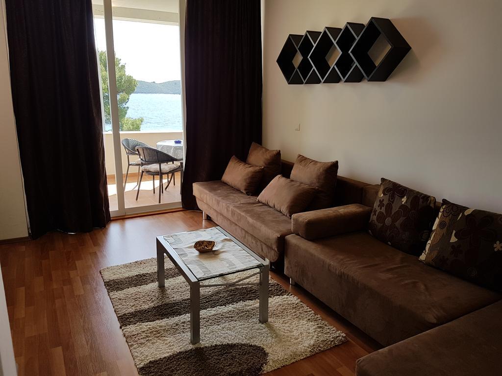 Apartments Surjak Orebić Eksteriør billede